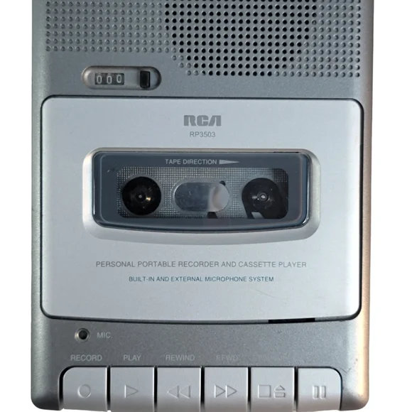 RCA RP3503 "Shoebox" Cassette Voice Recorder Personal Portable Player - Picture 2 of 9
